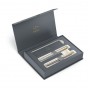 Parker Jotter Σετ Στυλό Ballpoint με Πένα από Ατσάλι Ασημί σε Χάρτινη Κασετίνα