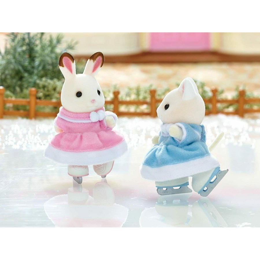 Sylvanian Families Φιλαράκια με Παγοπέδιλα (5258) Sylvanian Families Φιλαράκια με Παγοπέδιλα (5258)