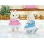 Sylvanian Families Φιλαράκια με Παγοπέδιλα (5258) Sylvanian Families Φιλαράκια με Παγοπέδιλα (5258)