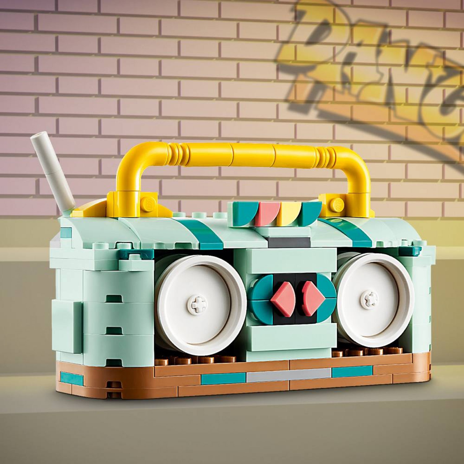 Lego Creator Retro Roller Skate (31148) Lego Creator Retro Roller Skate (31148)